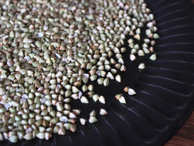 そばの実の画像