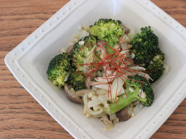 そばの実とブロッコリーのペペロンチーノ風サラダを実際に作った完成画像